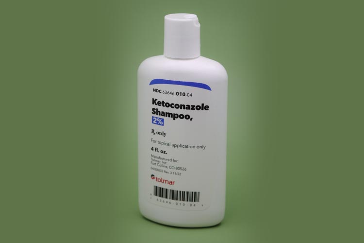 شامپو کتوکونازول بهصورت معمول در دو غلظت در بازار دارویی ایران و جهان موجود است.